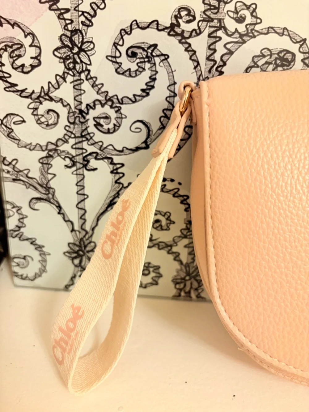 Chloé Parfum Blush Pink Pebbled Wristlet | NWOT - Picture 2 of 10